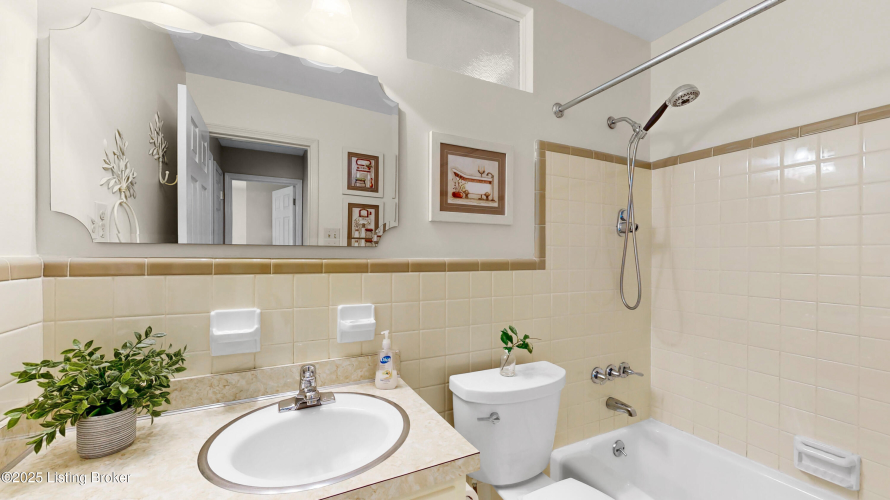 Listing Image 20
