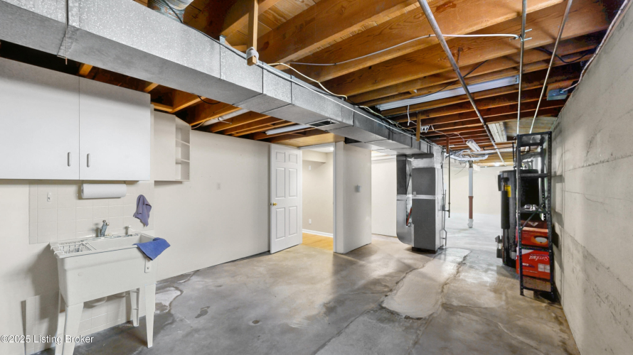 Listing Image 37