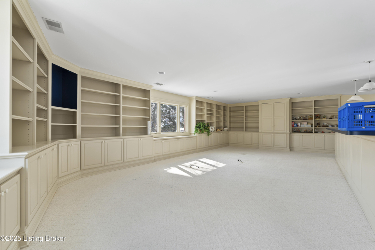 Listing Image 55