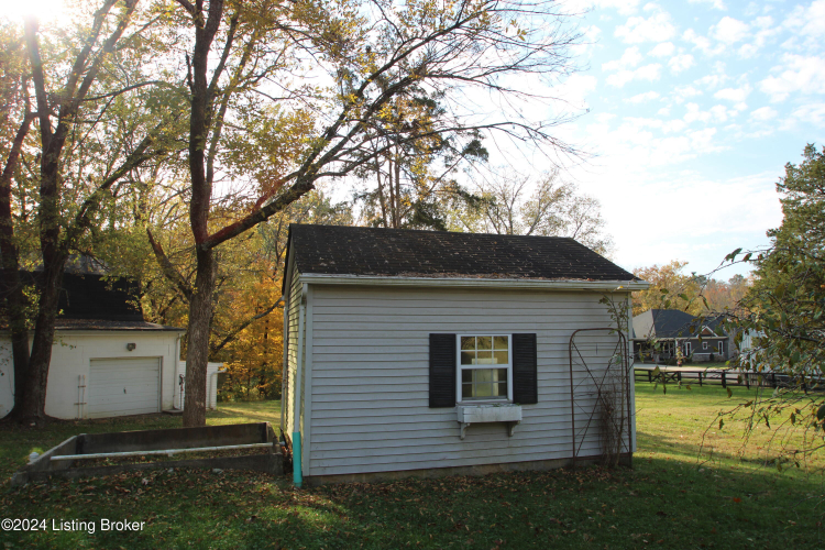 Listing Image 54