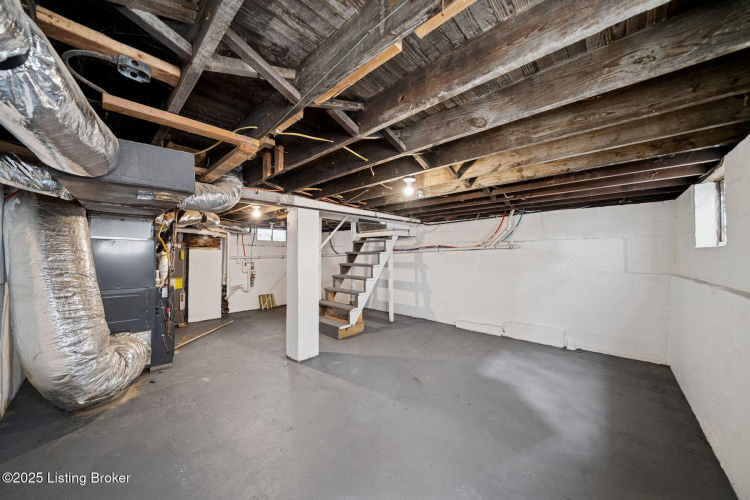 Listing Image 33