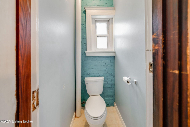 Listing Image 37