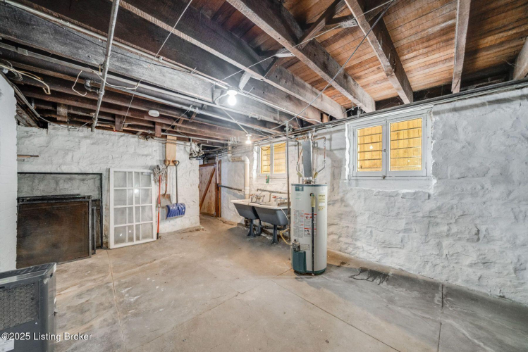 Listing Image 73