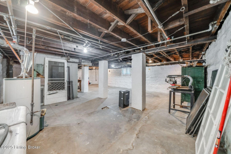 Listing Image 74