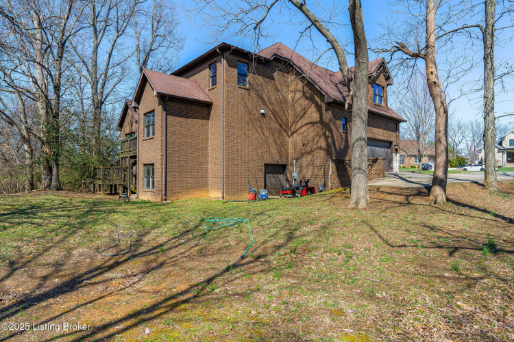 Listing Image 64