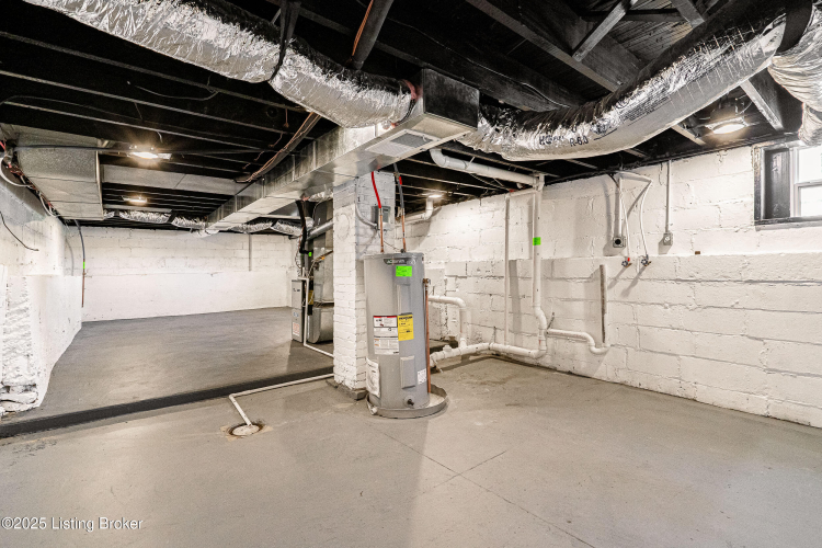 Listing Image 33