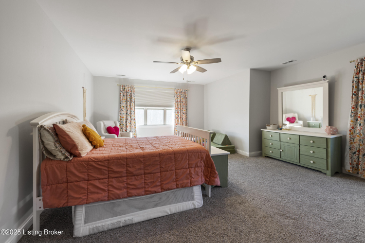 Listing Image 27