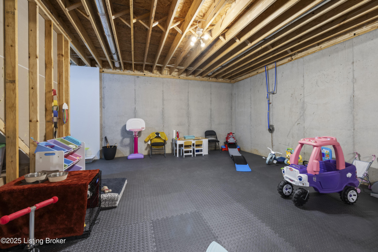 Listing Image 41