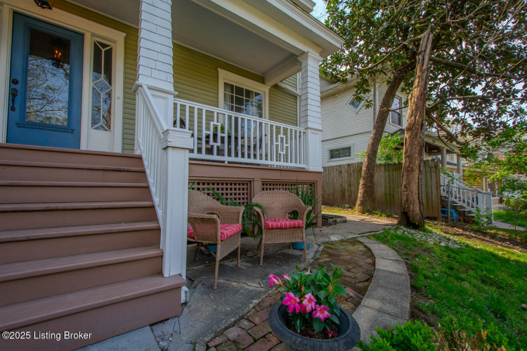 Listing Image 11