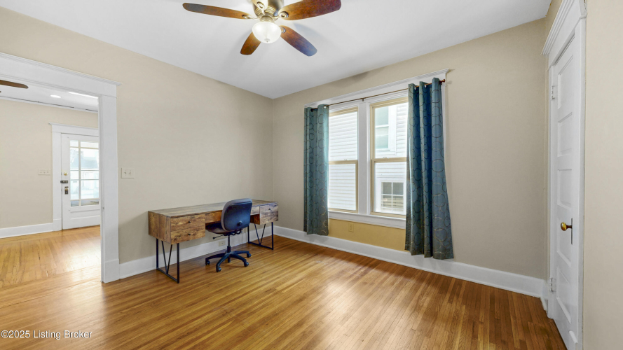 Listing Image 20