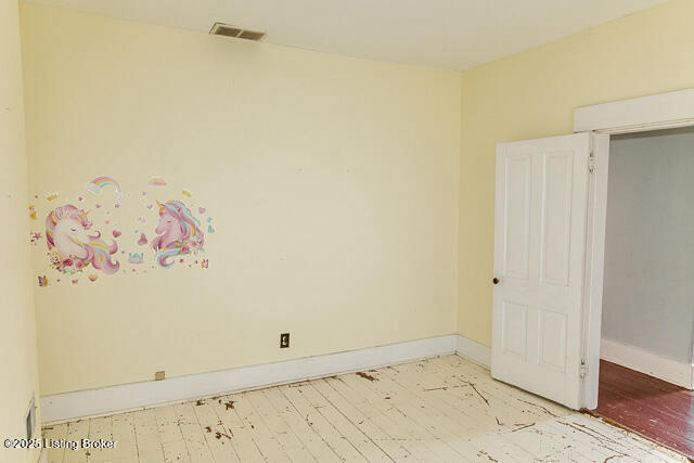 Listing Image 41