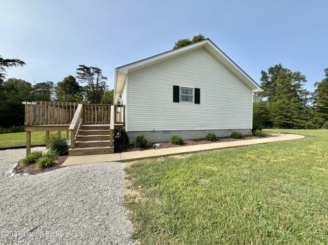 Listing Image 32