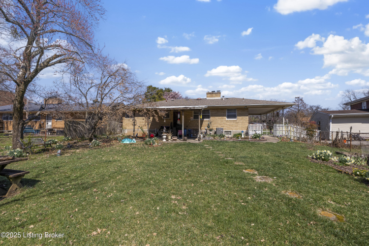 Listing Image 37