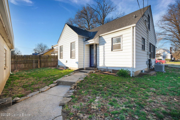 Listing Image 37