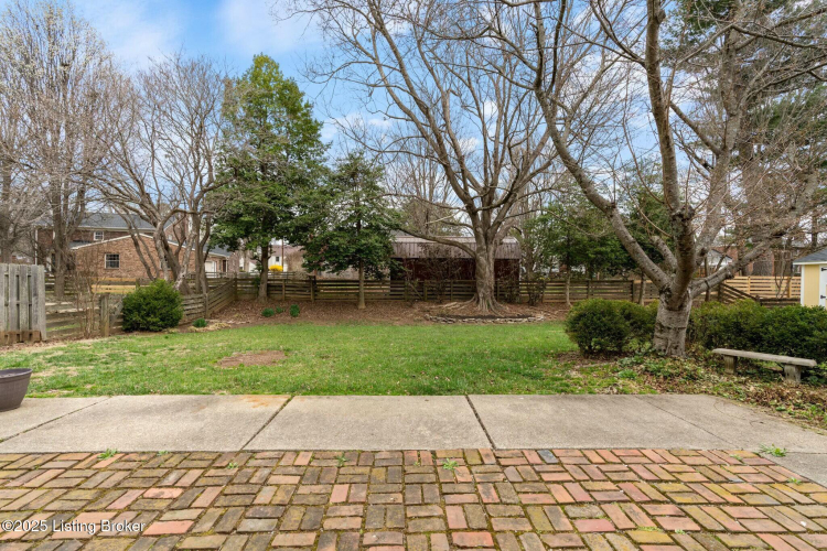 Listing Image 46