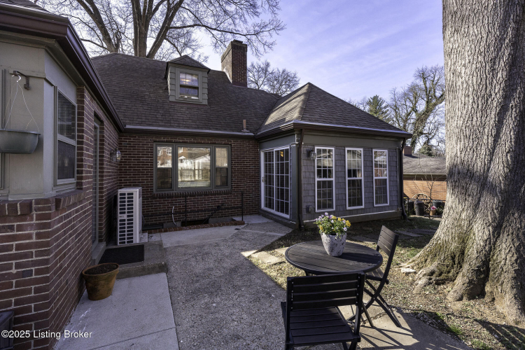 Listing Image 53