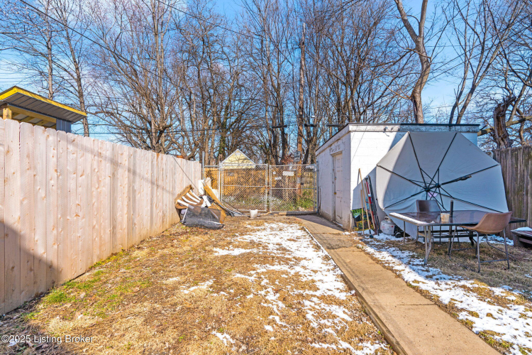 Listing Image 21
