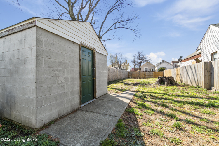 Listing Image 18