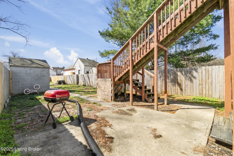 Listing Image 20