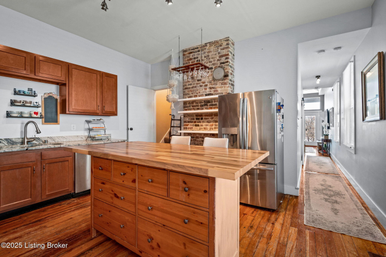 Listing Image 15