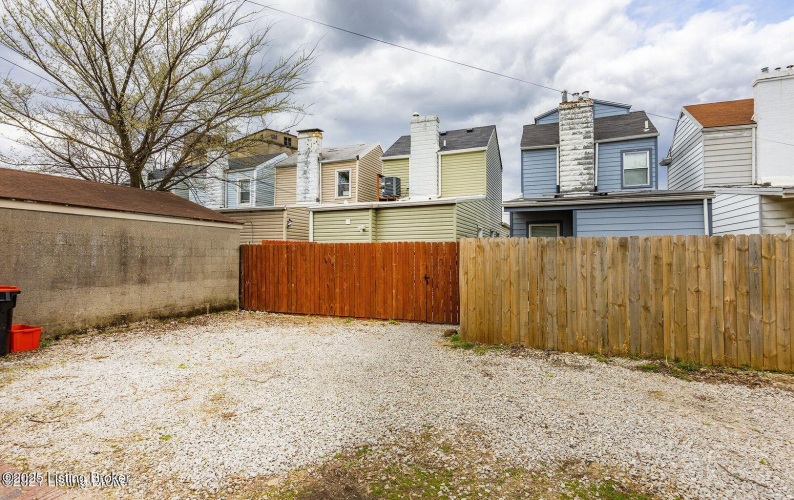 Listing Image 31