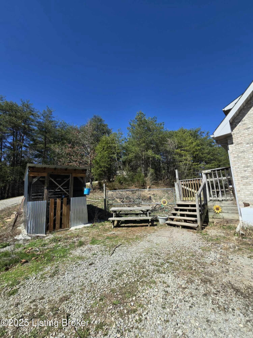 Listing Image 15