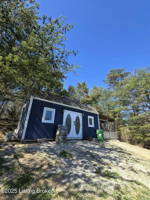 Listing Image 17