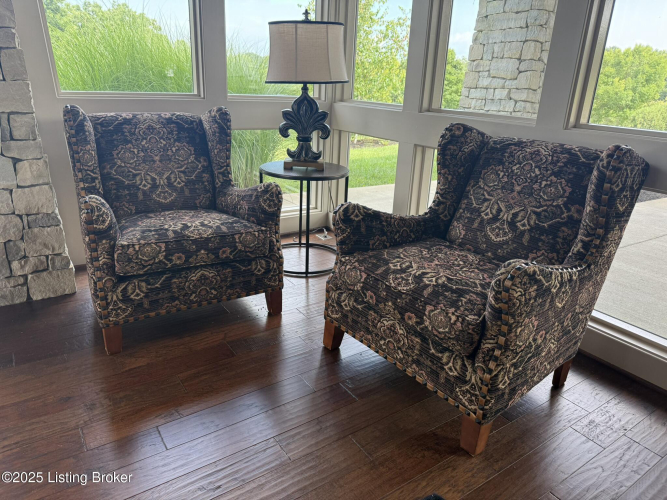 Listing Image 80
