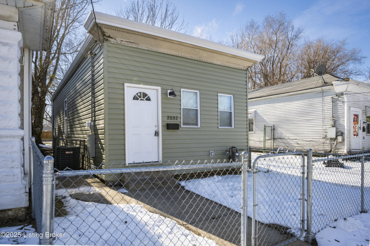 Listing Image 25