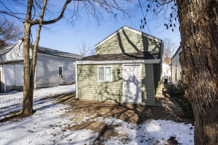Listing Image 28