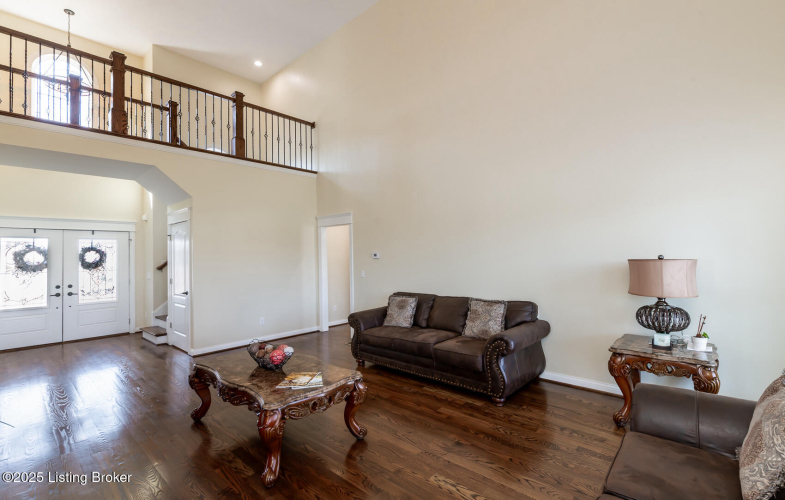 Listing Image 20