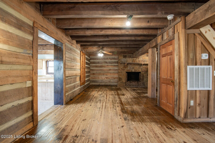 Listing Image 24