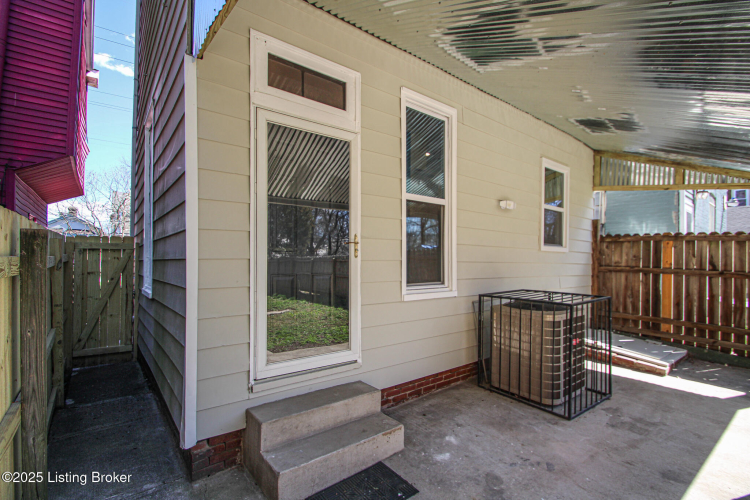 Listing Image 29
