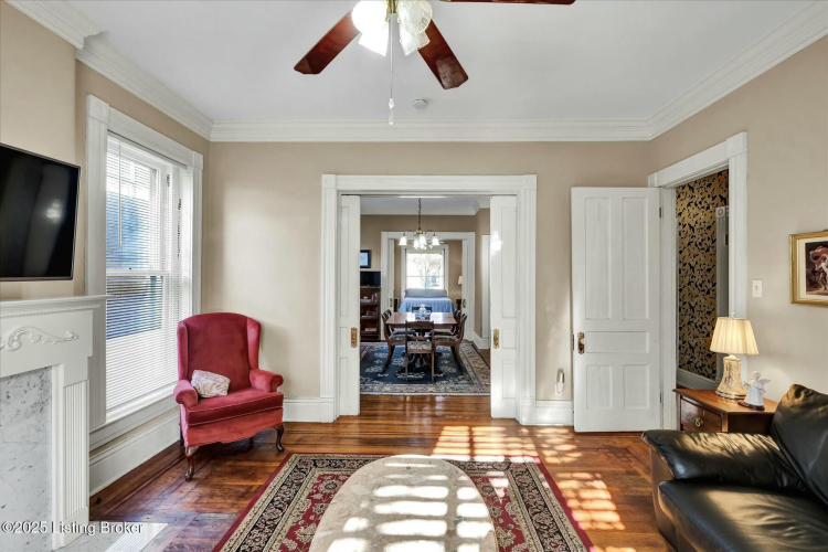 Listing Image 18