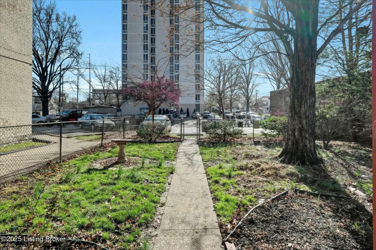 Listing Image 69