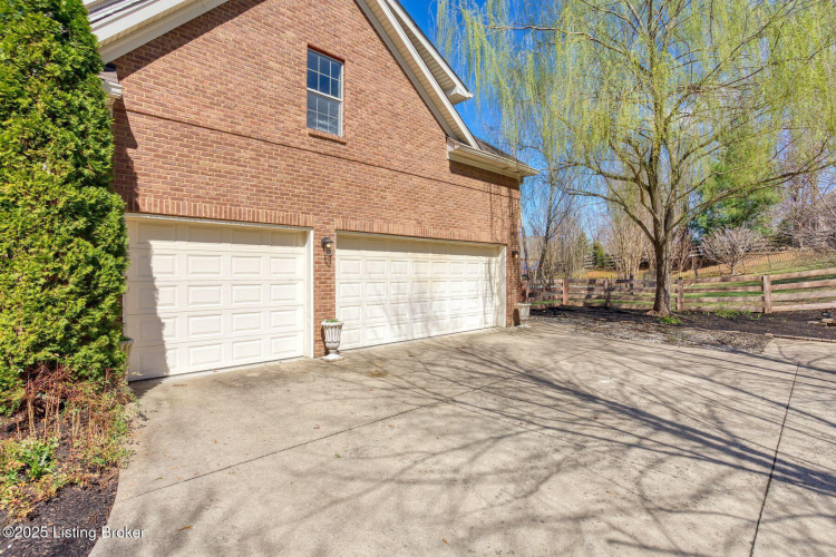 Listing Image 70