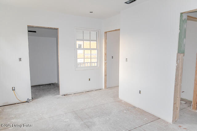 Listing Image 29