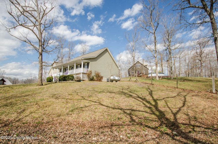 Listing Image 79