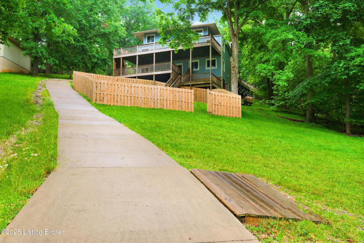 Listing Image 52