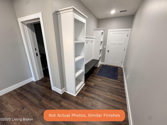 Listing Image 15