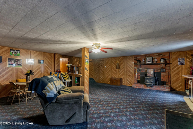 Listing Image 33