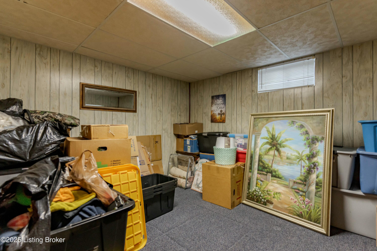 Listing Image 40