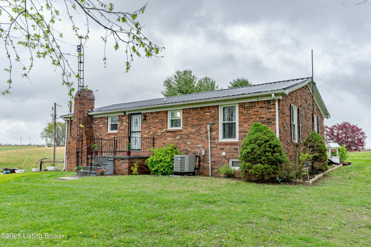 Listing Image 47