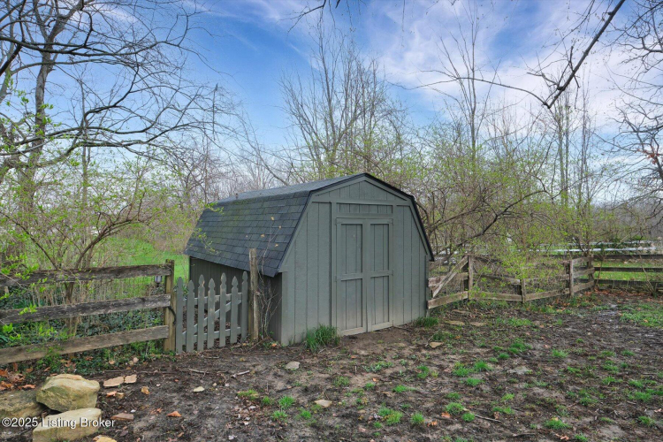 Listing Image 42
