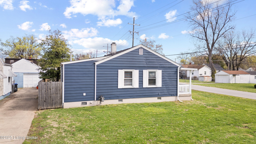 Listing Image 22