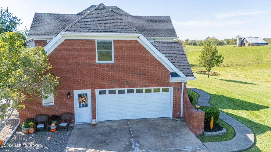 Listing Image 47