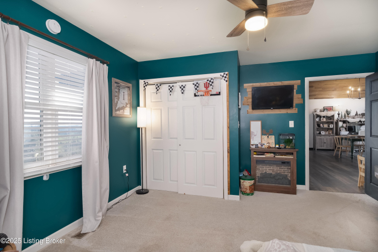 Listing Image 35