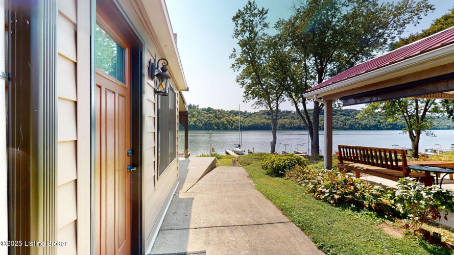 Listing Image 29