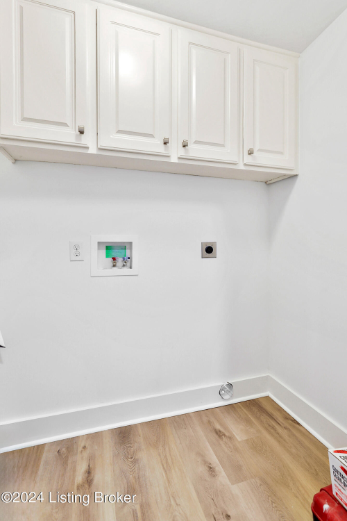 Listing Image 17