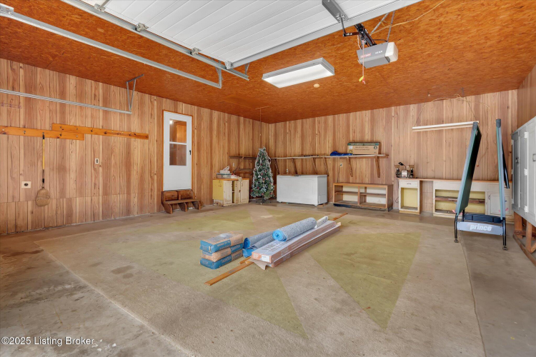 Listing Image 28